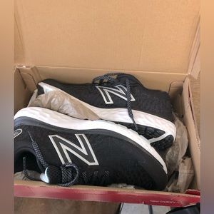 New condition New Balance sneakers 8.5